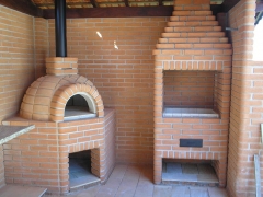 Forno igloo, forno iglu, forno de pizza, forno para pizzaria, churrasqueira de alvenaria, churrasqueira de tijolinho, churrasqueira com fogão a lenha e forno de pizza. bella telha 11-4555-5444 www.bellatelha.com.br