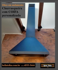 Coifas, coifa colorida, coifa vermelha, coifa box, churrasqueira com coifa, churrasqueira em varanda de apartamento, churrasqueira high tech, churrasqueira moderna, varanda com churrasqueira, churrasqueira em apartamento, churrasqueira com coifa, churrasqueira, coifa sob medida, coifa especial, coifa personalizada, coifas, churrasqueiras é na bella telha www.bellatelha.com.br 11 4555-5444